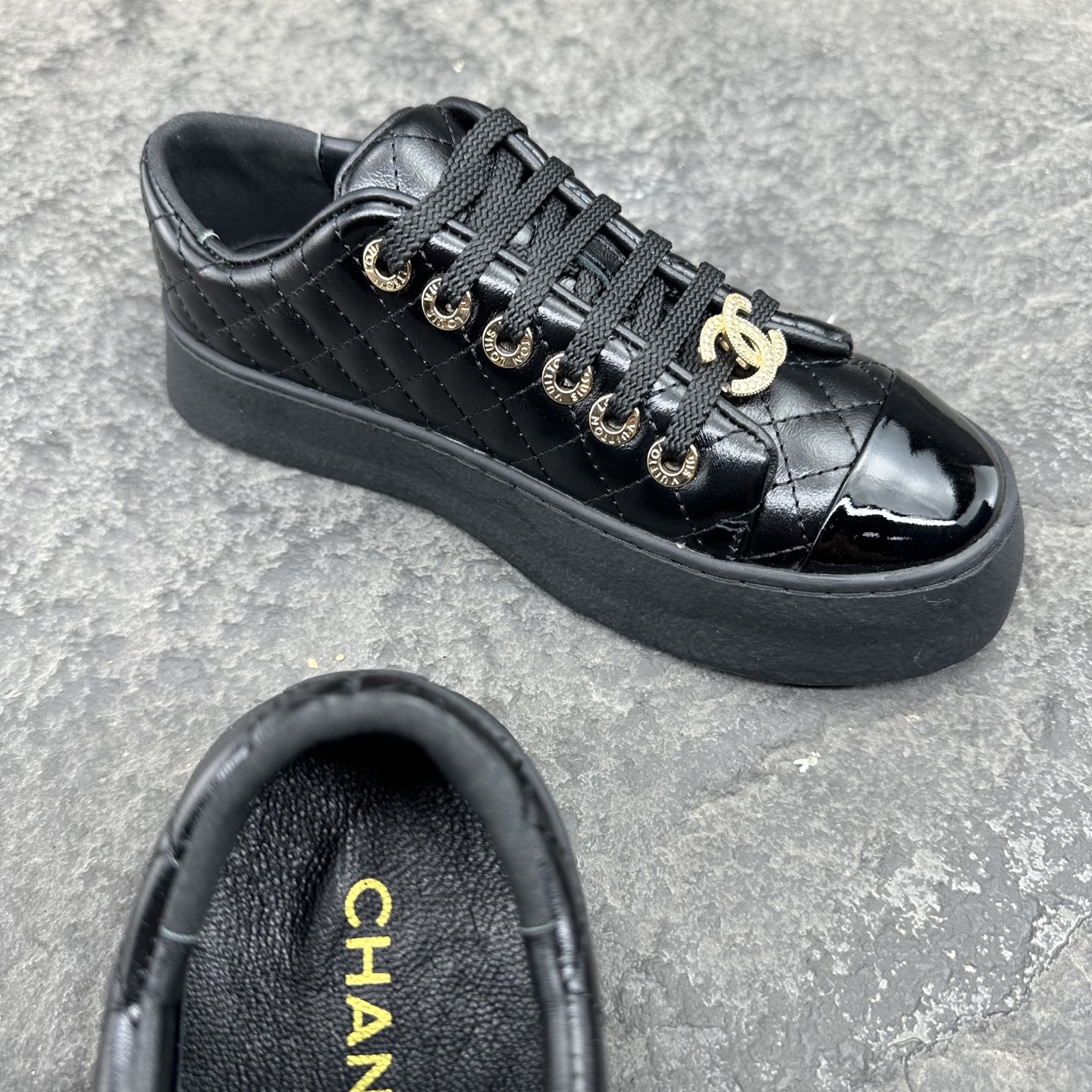 Chanel 2025ss Women Sneaker Size 35-40
