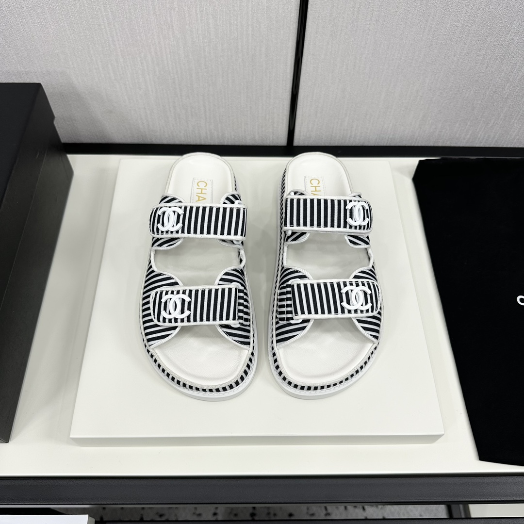 Chanel 2024 New Slippers Size 36-41