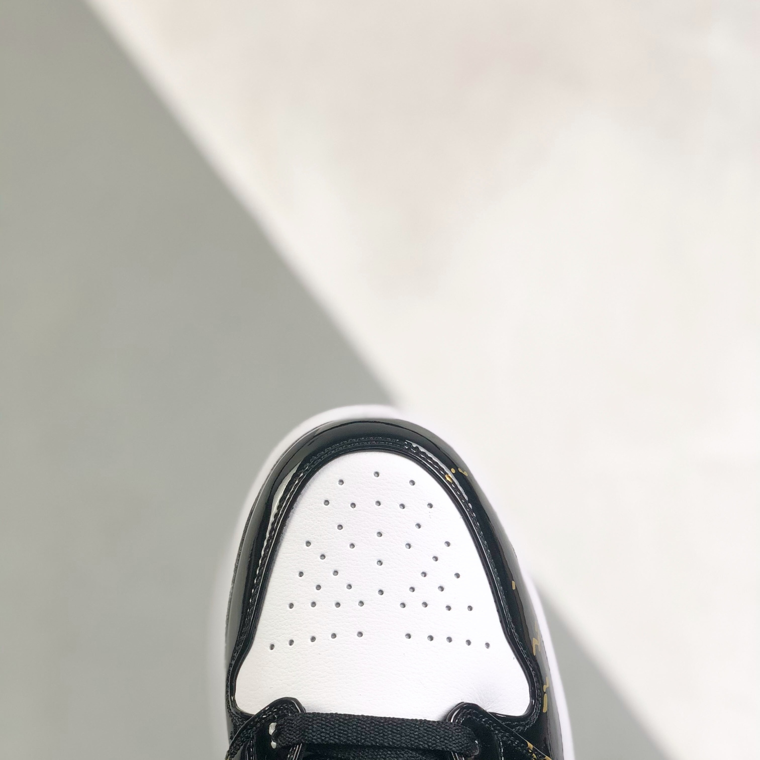 Nike Air Jordan 1 High Top Sneakers Shoes Gr. 36-46