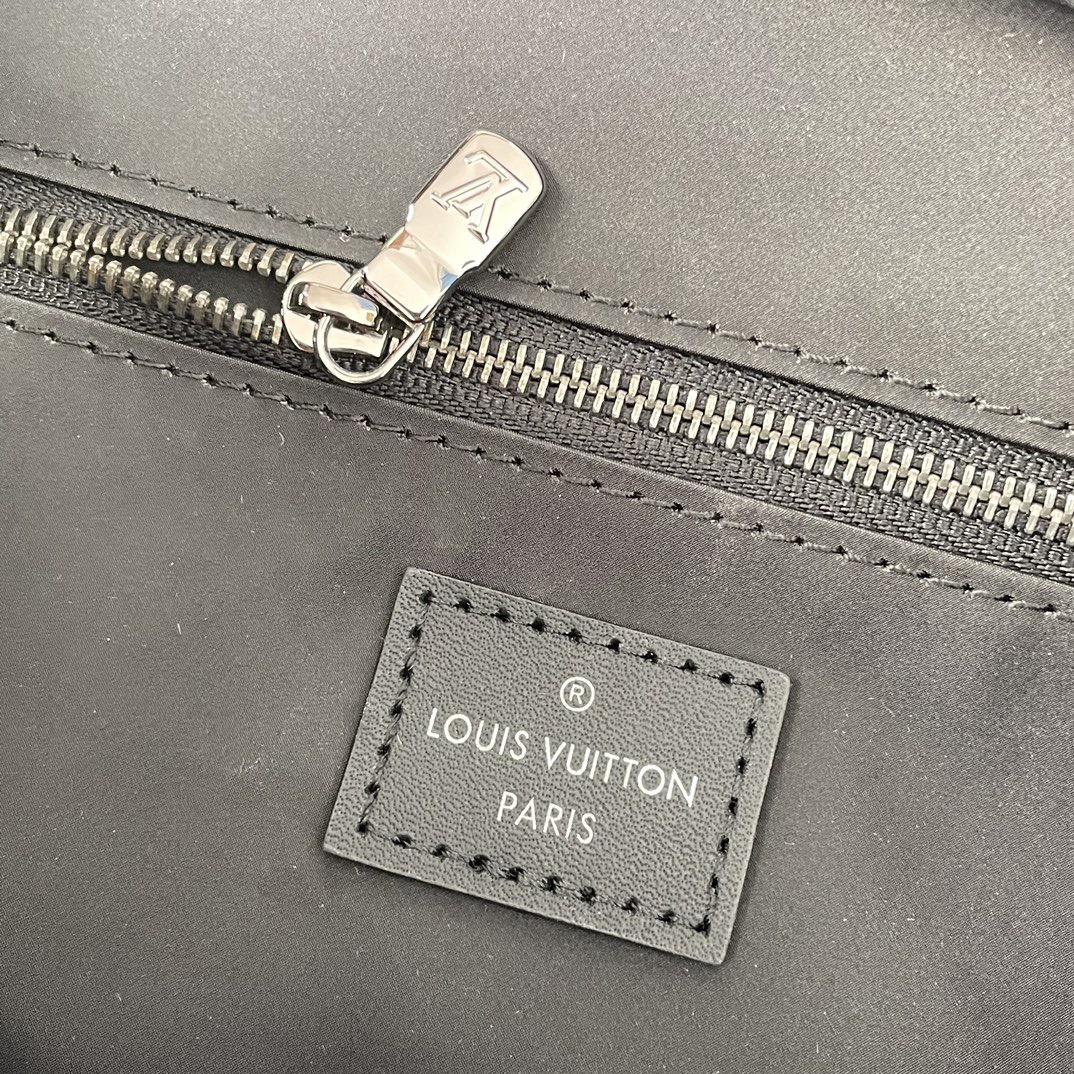 Louis Vuitton Bags Size 28*15*16.5cm