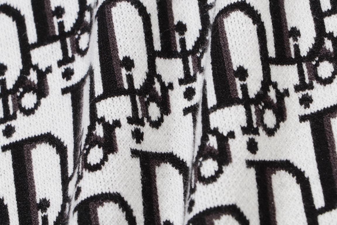 Dior Unisex Sweatshirt Size S-XL