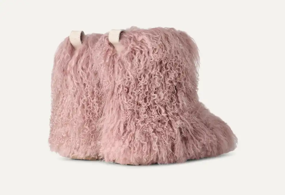 UGG Women's Classic Short Fluff Momma