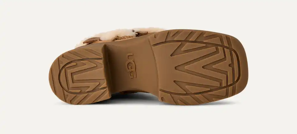 UGG Women's Moxy Pull On