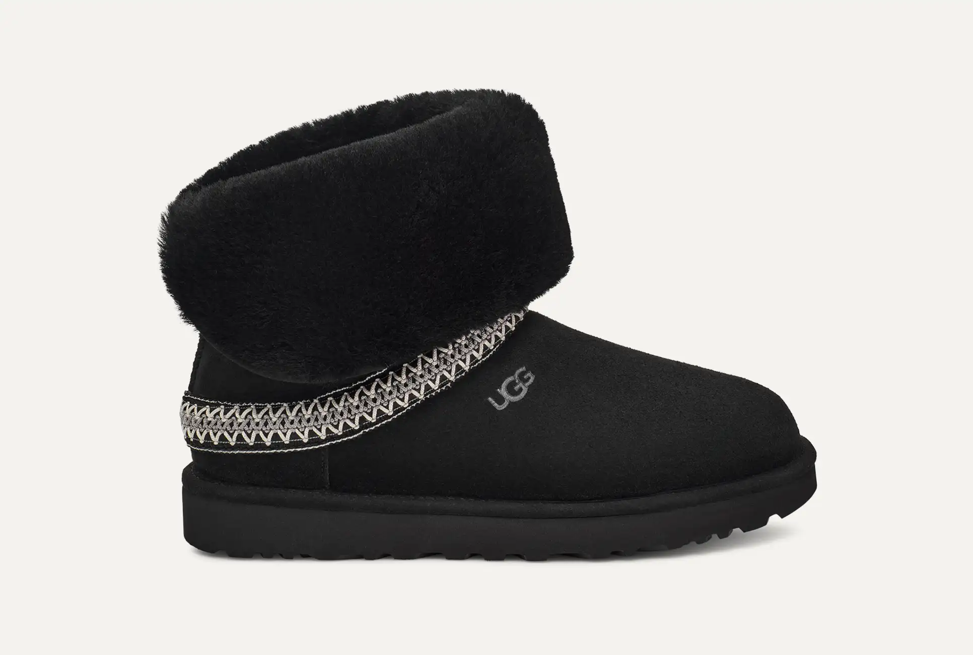 UGG Women's Classic Short Crescent