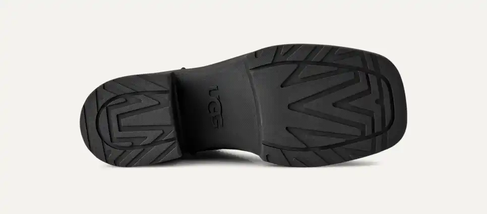 UGG Women's Moxy Chelsea