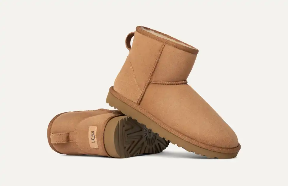 UGG Women's Classic Mini II