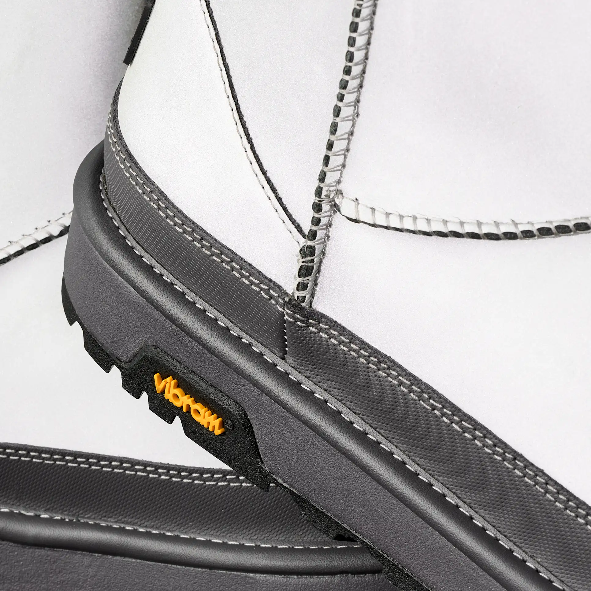 UGG Men's Classic Mini Reflective