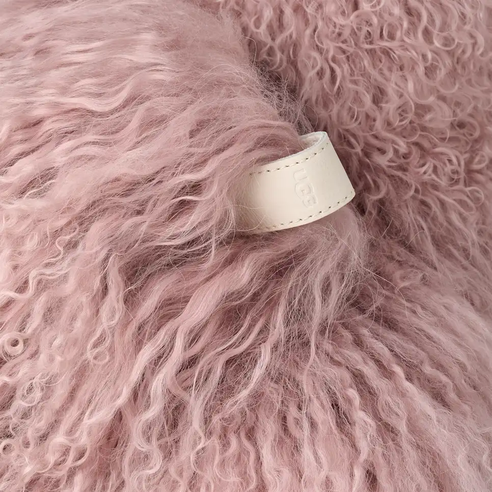 UGG Women's Classic Short Fluff Momma