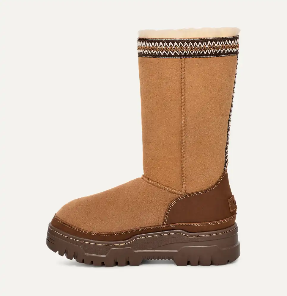 UGG Women's Classic Tall TrailGazer