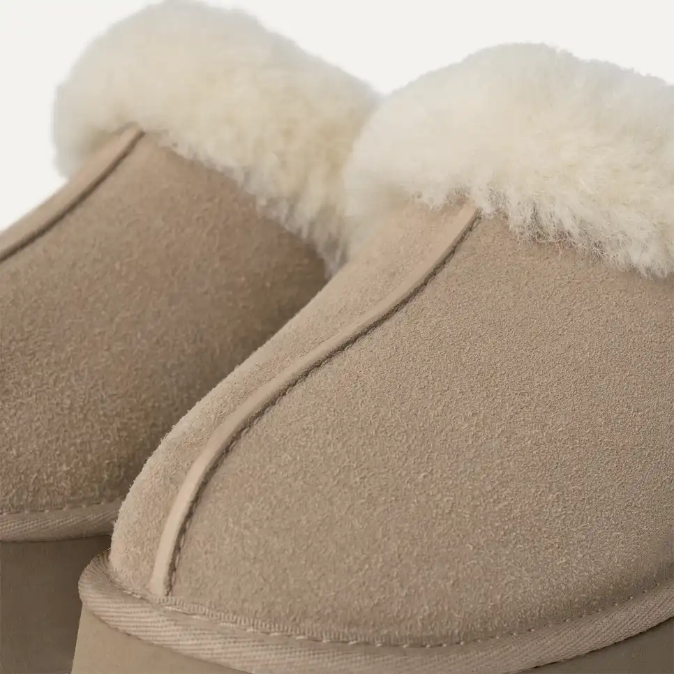 UGG Women's Disquette