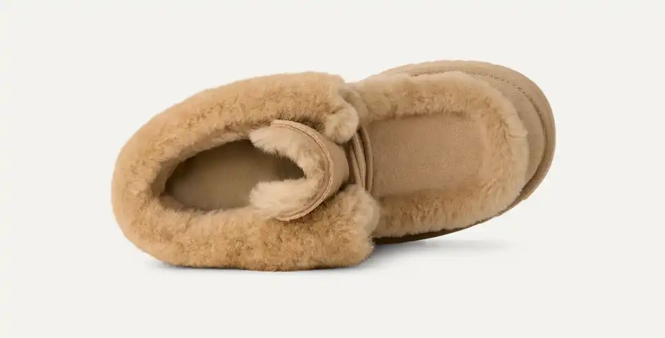 UGG Women's Esmee Lace Up