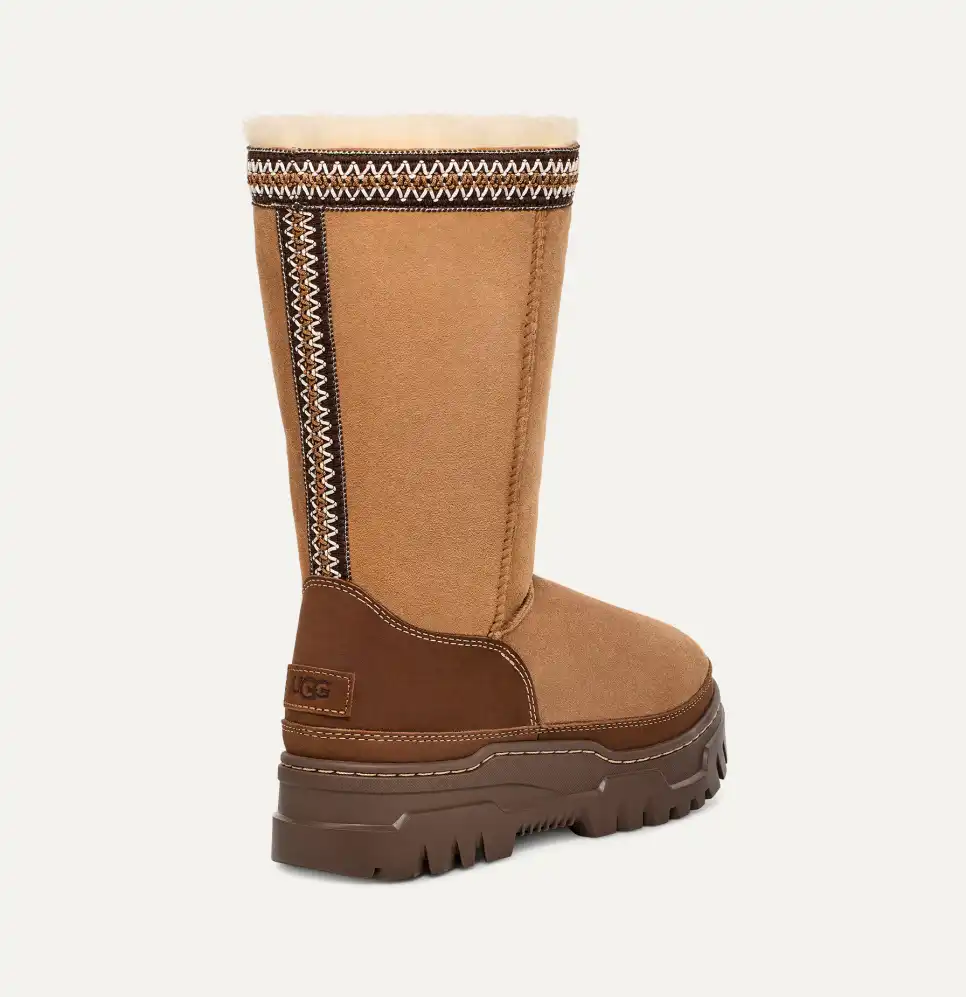 UGG Women's Classic Tall TrailGazer