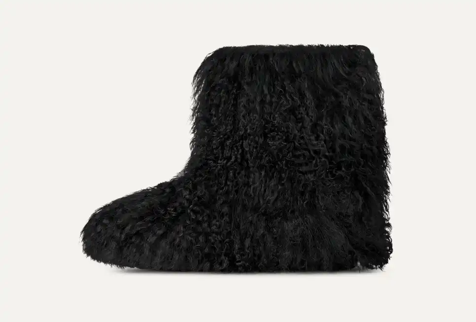 UGG Women's Classic Short Fluff Momma
