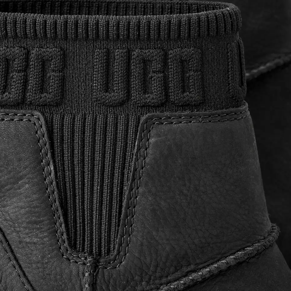 UGG Women's Moxy Chelsea