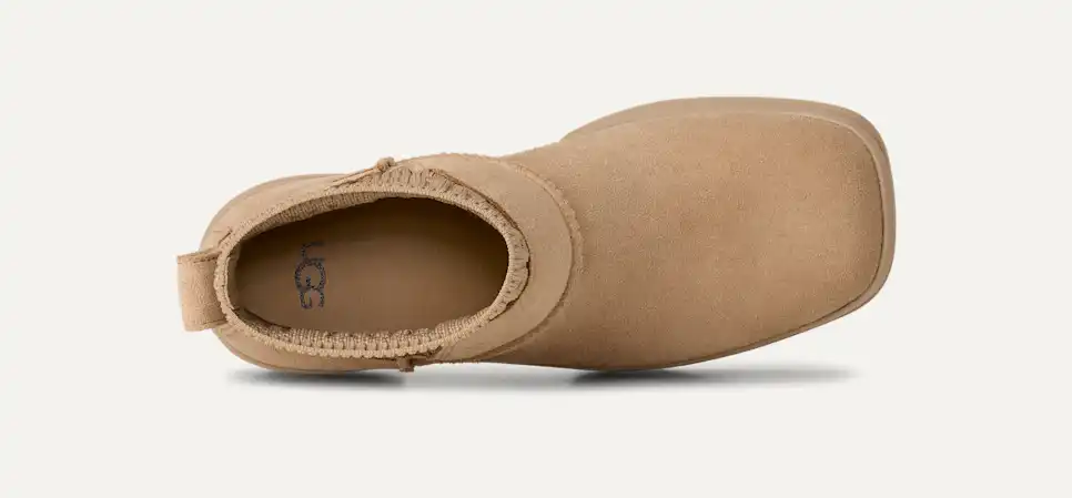 UGG Women's Moxy Chelsea