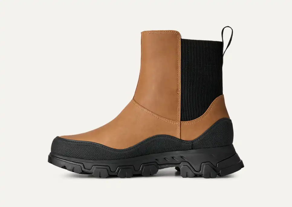 UGG Women's MetroTrek Chelsea