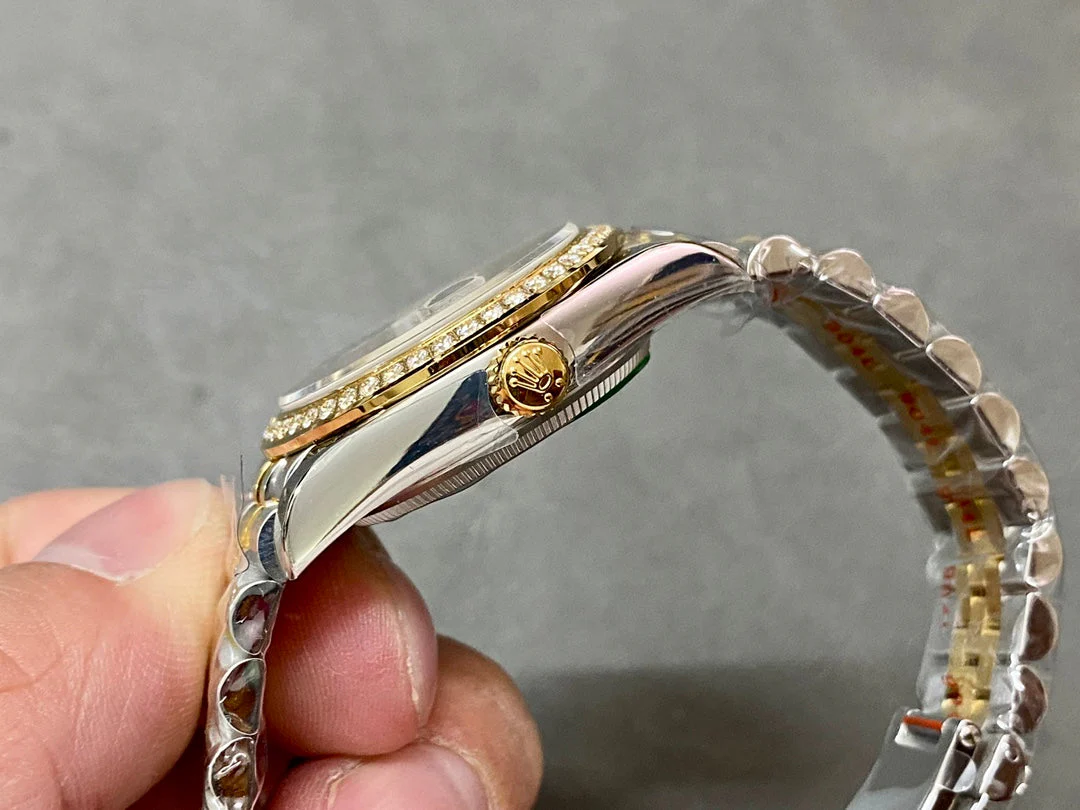 DATEJUST 31MM GOLD STEEL DIAMOND BEZEL YELLOW DIAL