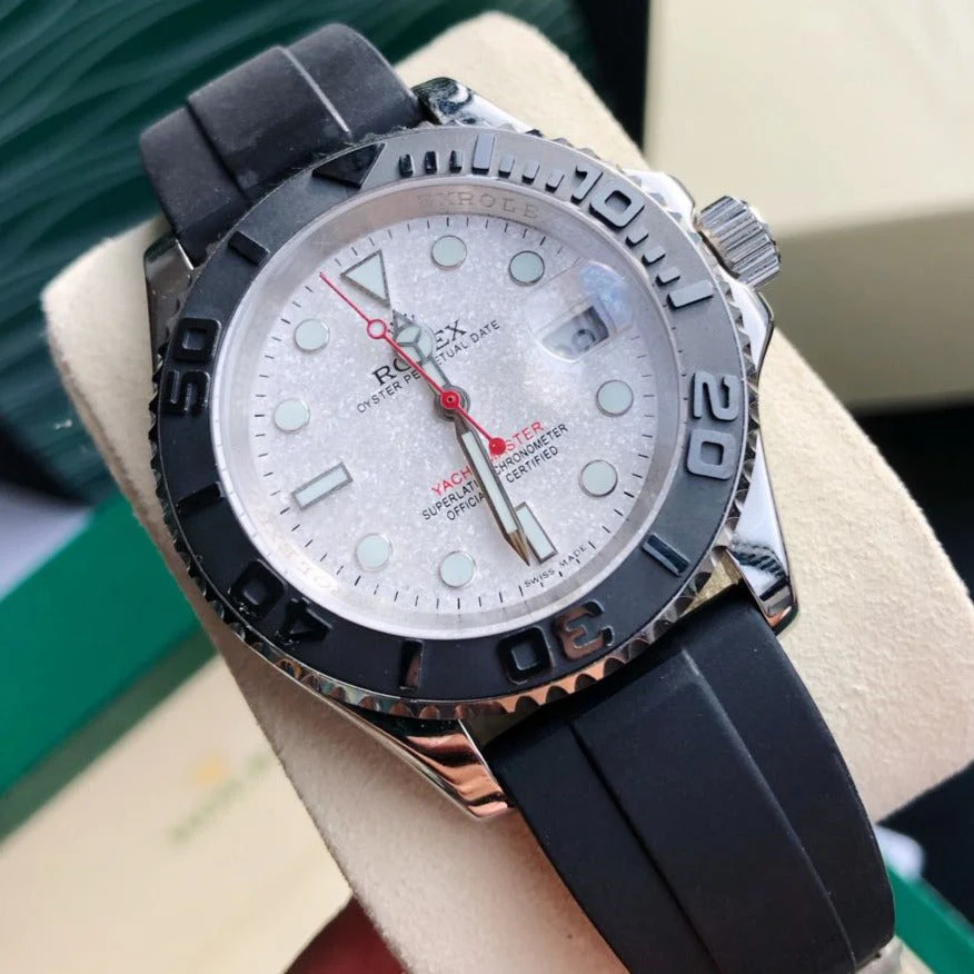 YACHT-MASTE BLACK BEZEL WHITE DIAL