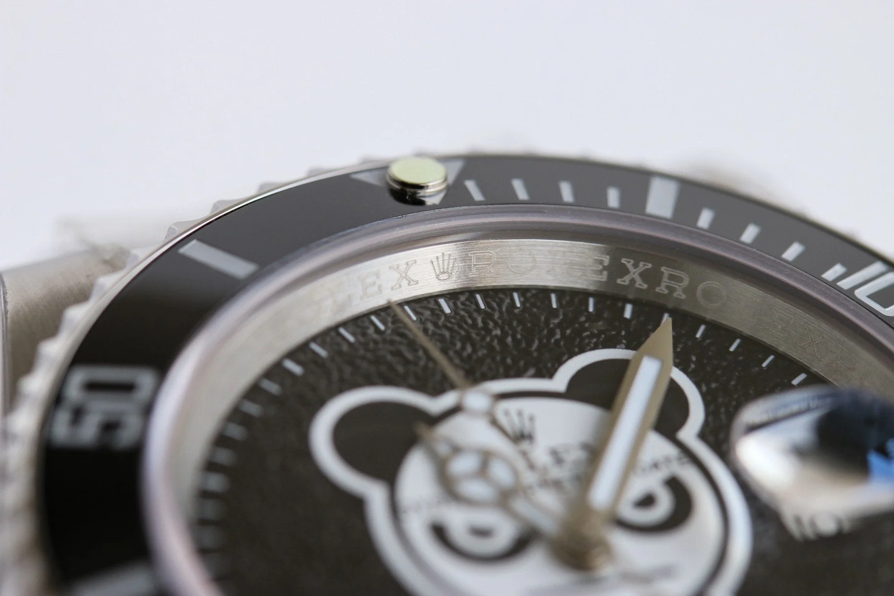 SUBMARINER DATE 40MM CUSTOM BLACK BEZEL BLACK BEAR DIAL