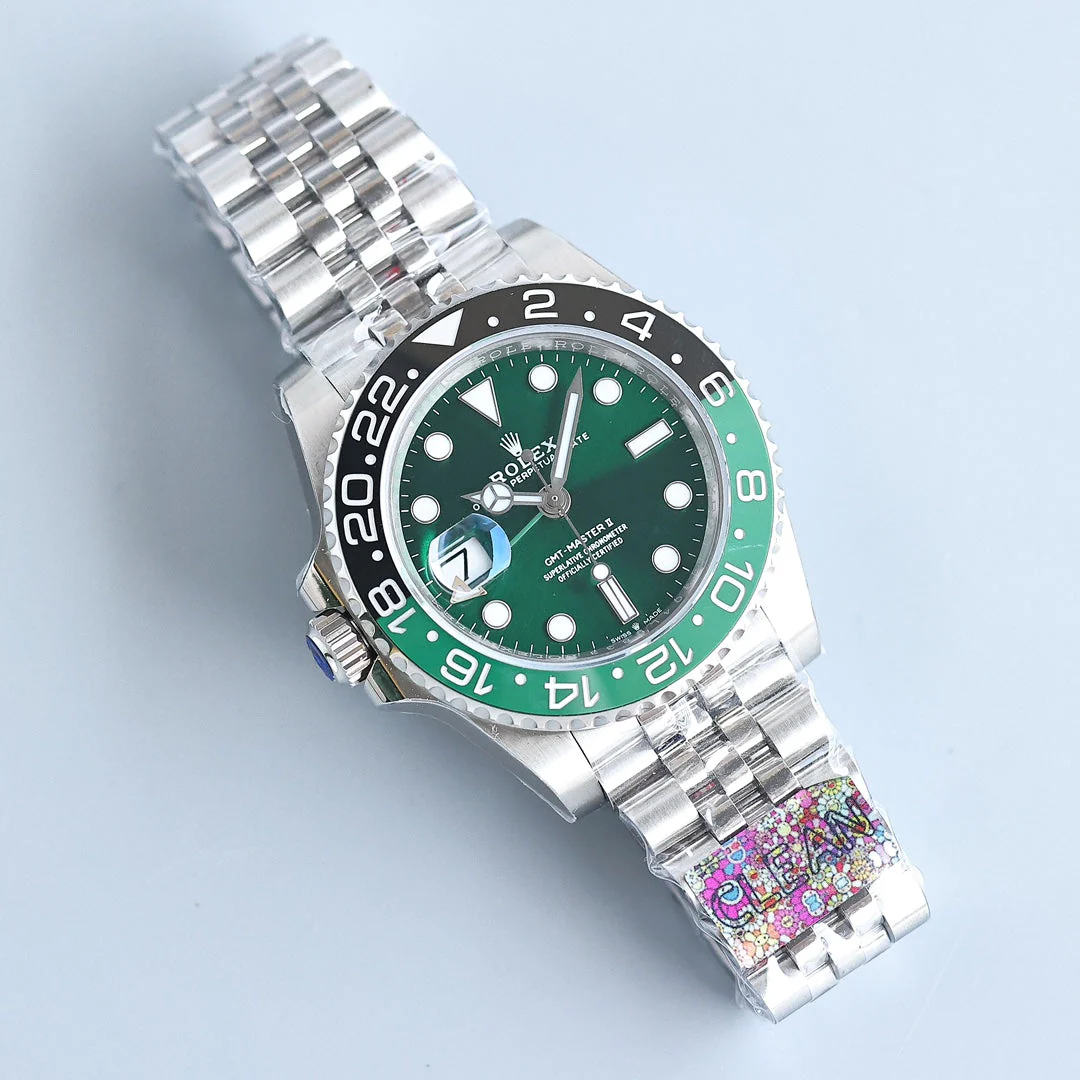 GMT-MASTER II CUSTOM GREEN BLACK BEZEL GREEN DIAL