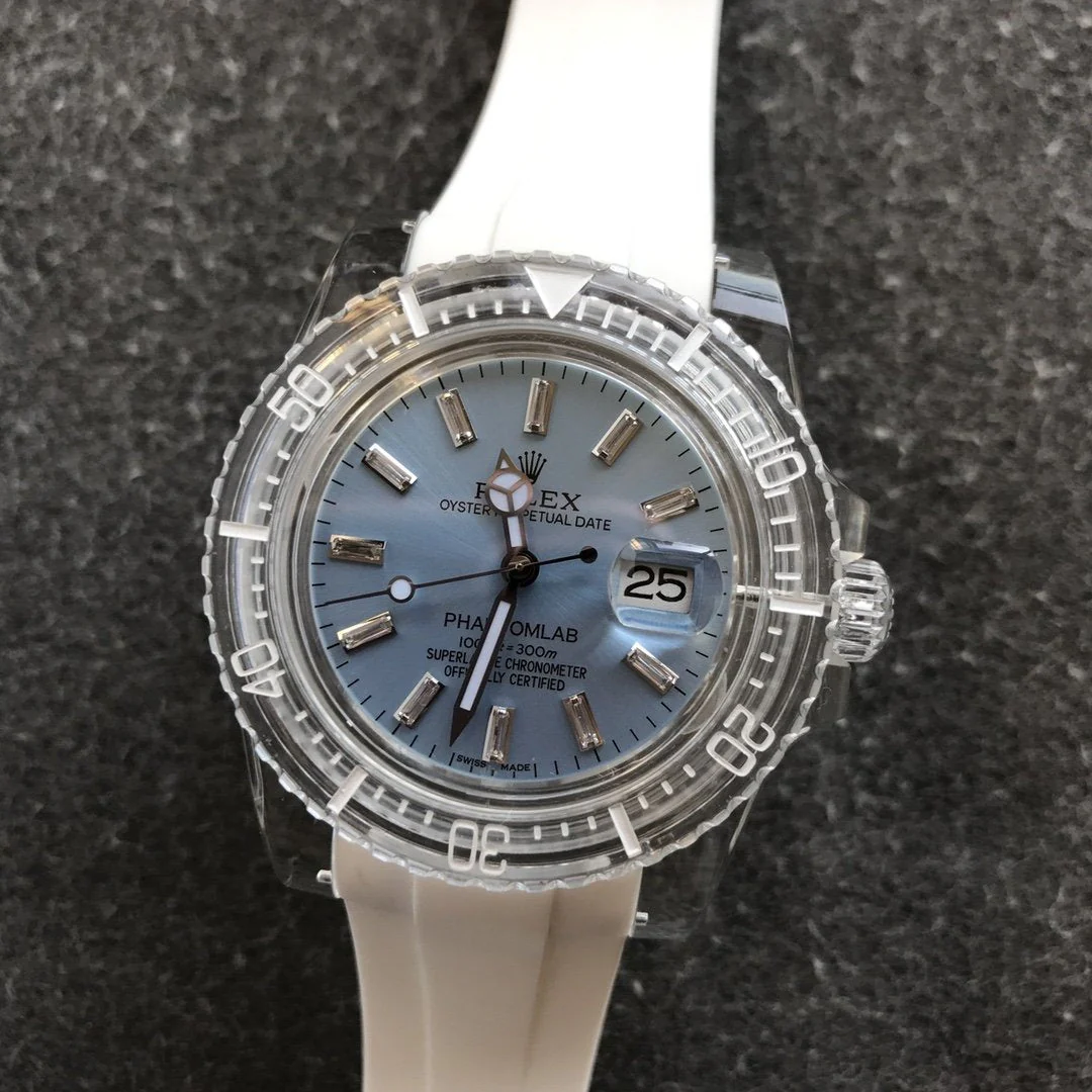 SUBMARINER DATE 40 CUSTOM SAPPHIRE CLOUD BLUE DIAL