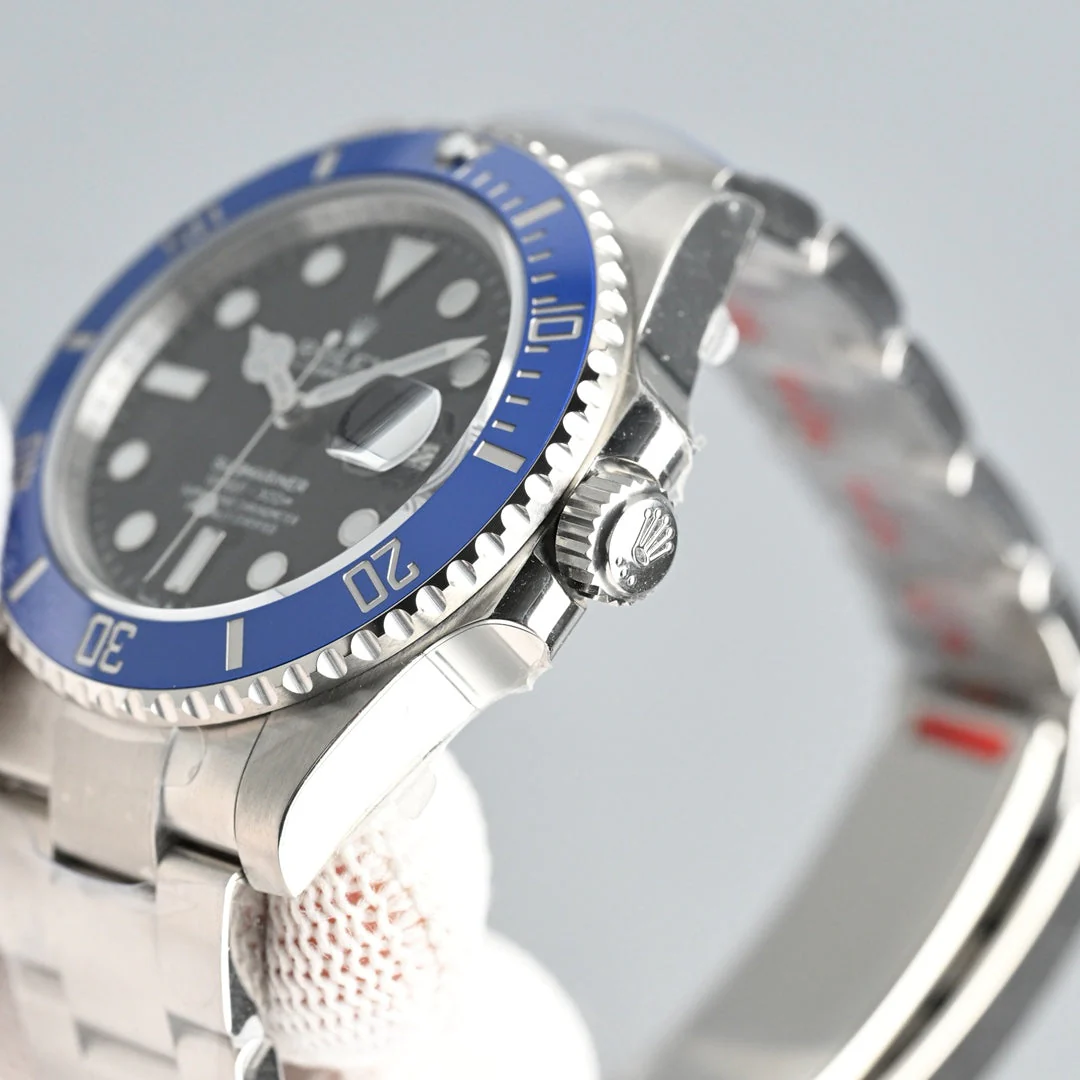 Rolex Submariner 41mm Silver Blue Black Dial
