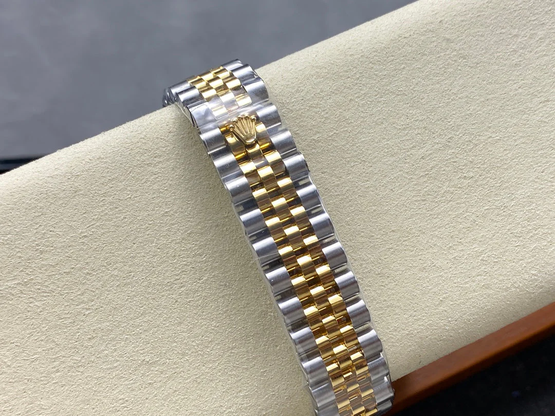 Datejust 31mm Yellow Gold Steel Diamond Bezel Champagne Dial