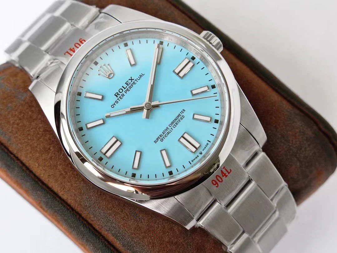 OYSTER PERPETUAL 41 STAINLESS STEEL SKY BLUE DIAL