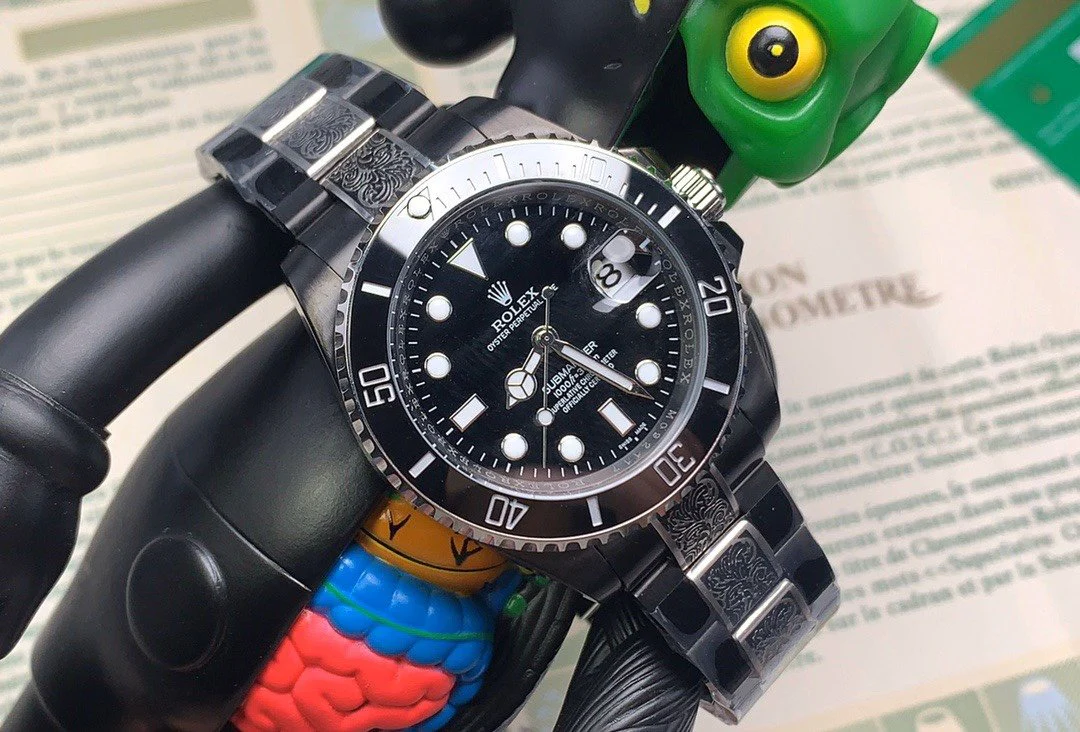 SUBMARINER DATE 40 CUSTOM ALL BLACK HAND ENGRAVED