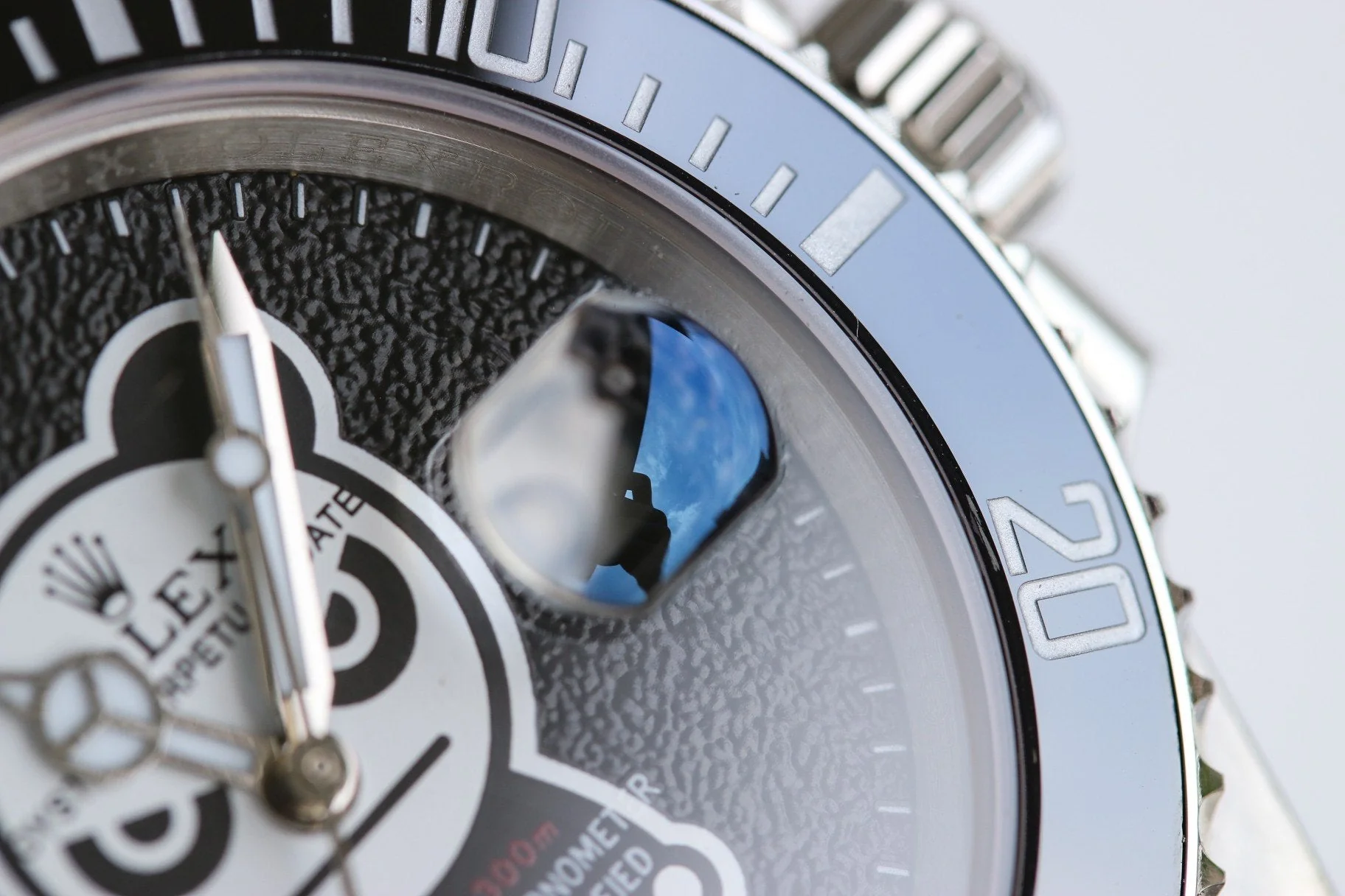 SUBMARINER DATE 40MM CUSTOM BLACK BEZEL BLACK BEAR DIAL