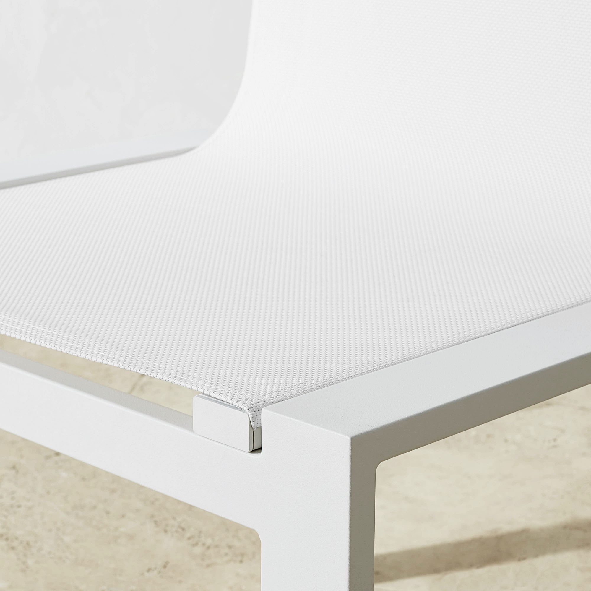 Santa Barbara White Metal Dining Table & Dining Chairs (84-124)