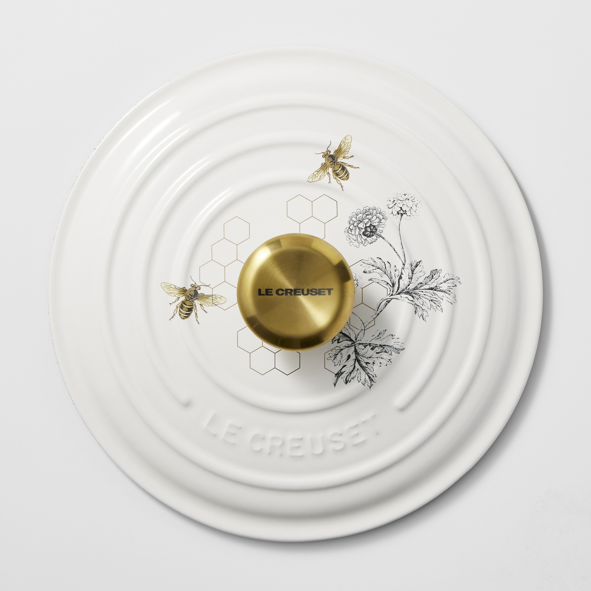 Le Creuset Enameled Cast Iron Round Oven, 4 1/2-Qt., Honeycomb