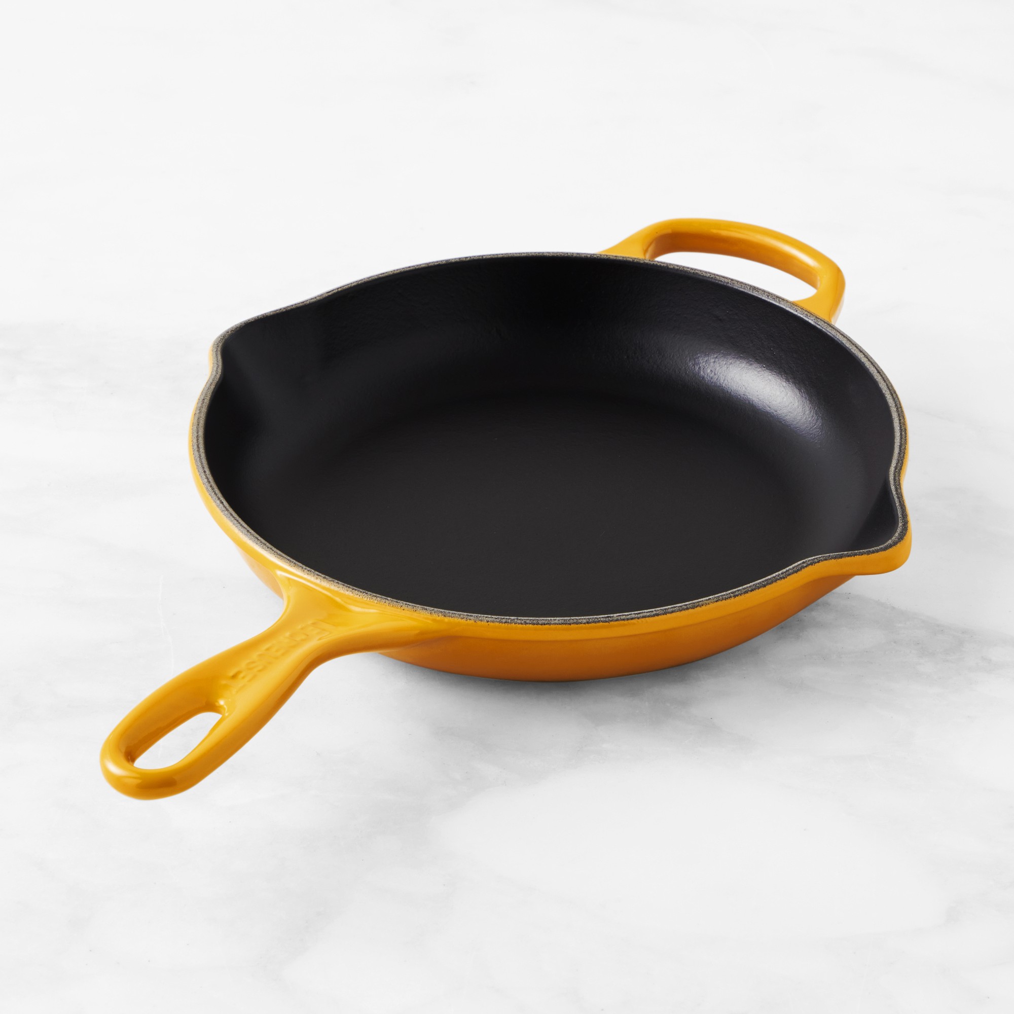 Le Creuset Signature Enameled Cast Iron Skillet Fry Pan