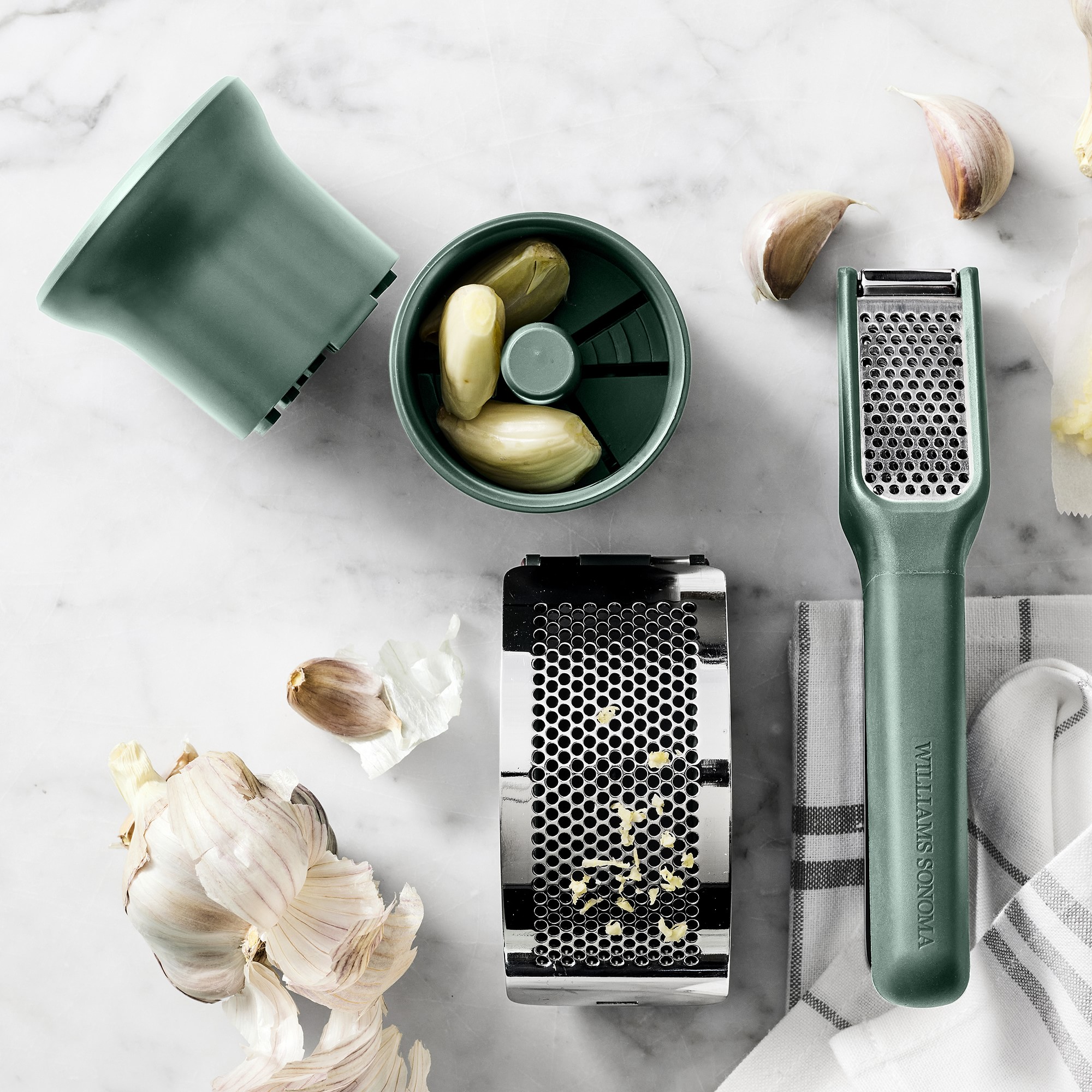 Williams Sonoma Ultimate Garlic Grinder