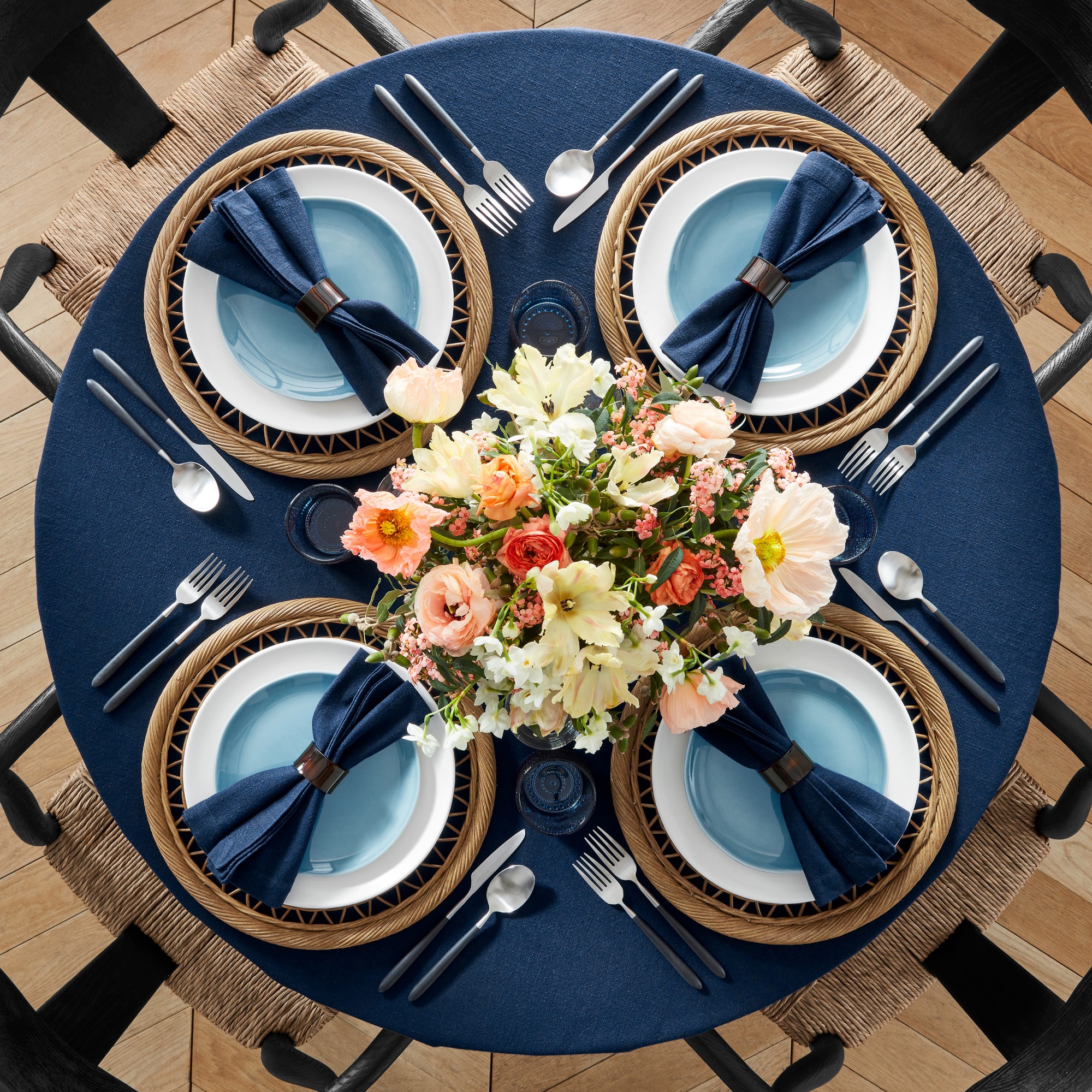 Williams Sonoma Pantry Round Tablecloth