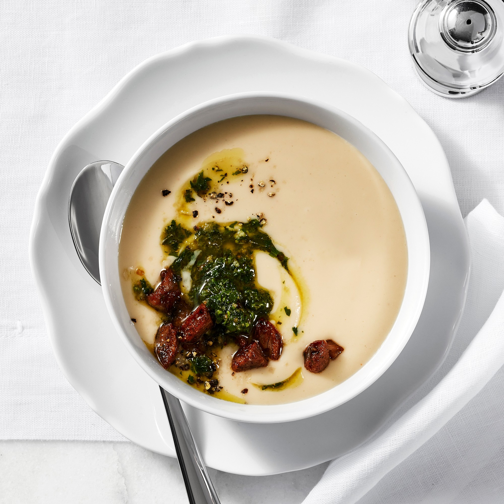 Pillivuyt Chantal Porcelain Dinner Plates