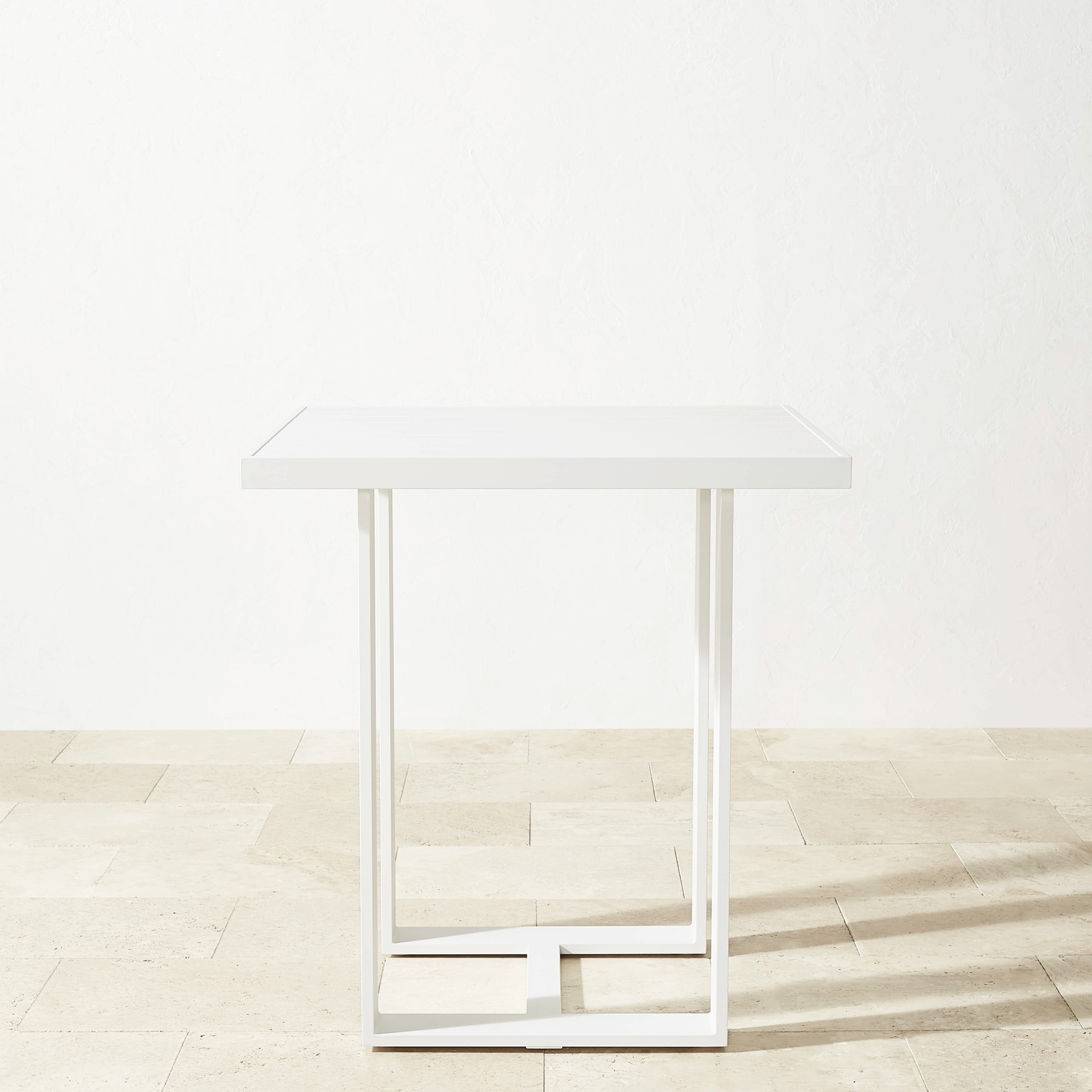 Santa Barbara Outdoor White Metal Bar Table (37.5)