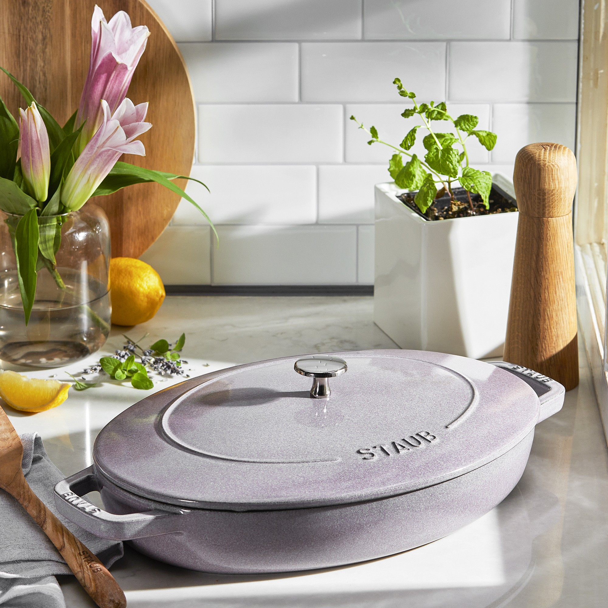 Staub Enameled Cast Iron Oval Gratin with Lid, 2 1/4 Qt.