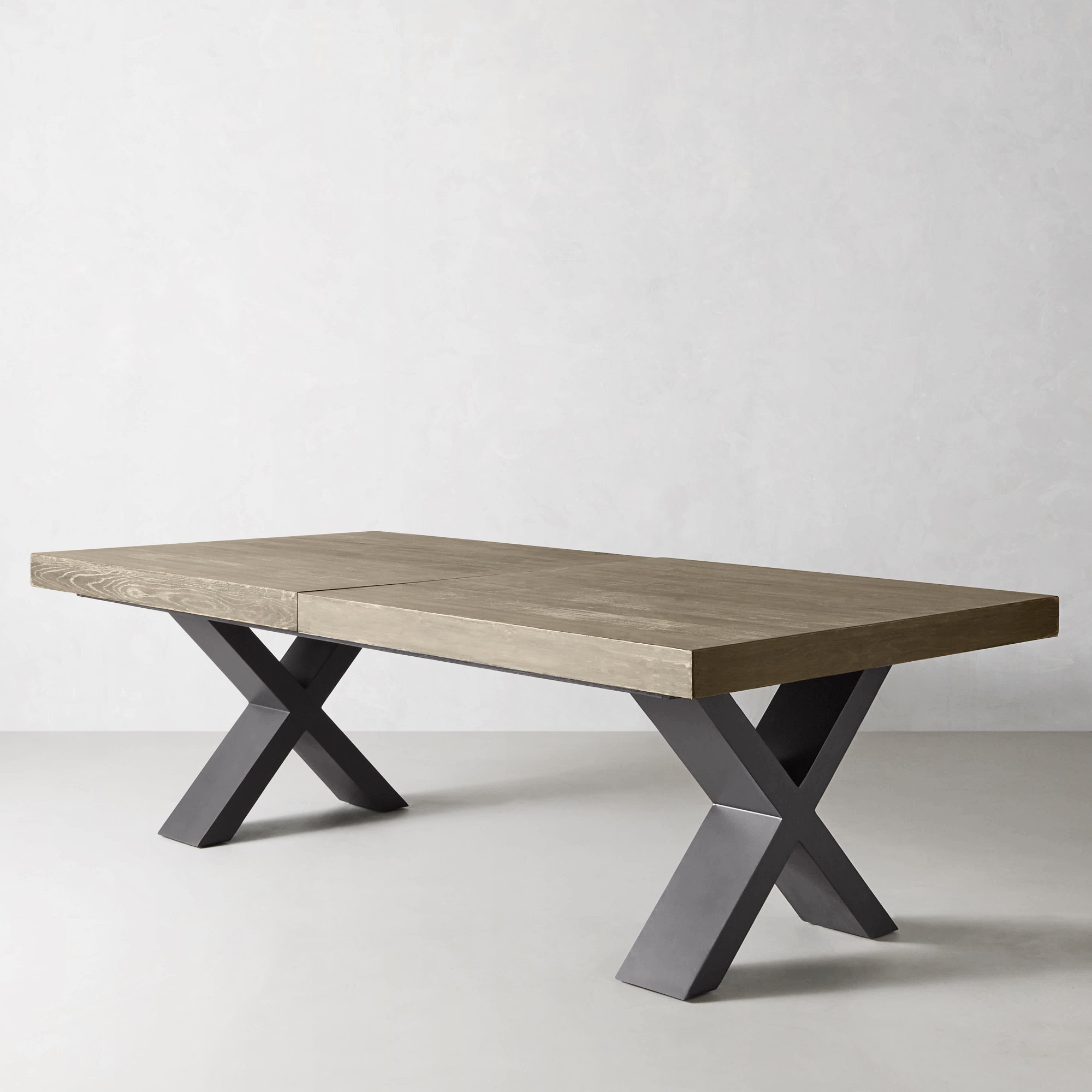 Navarro Extendable Rectangular Dining Table (98-120)