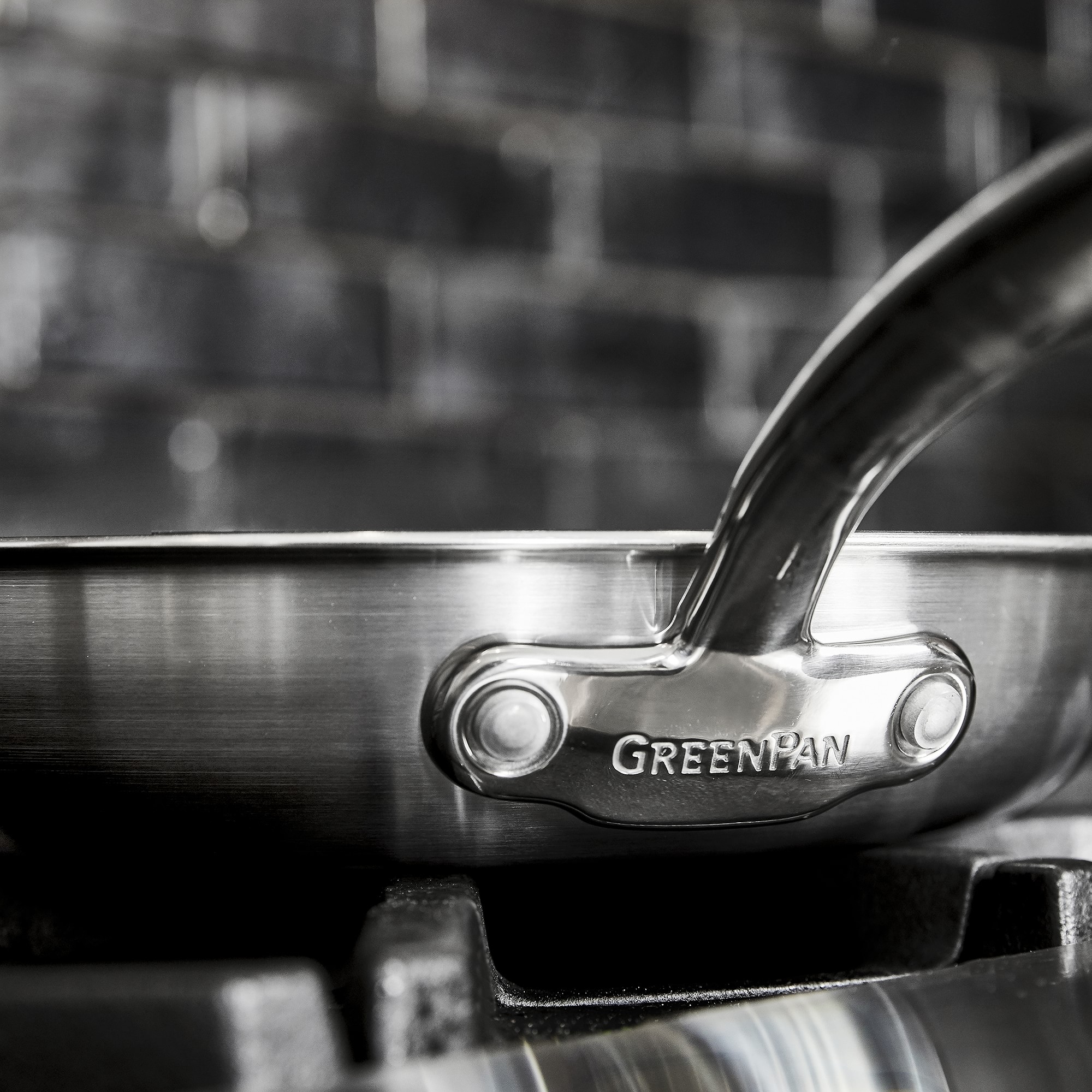 GreenPan™ Premiere Stainless-Steel Ceramic Nonstick 12 Covered Fry Pan