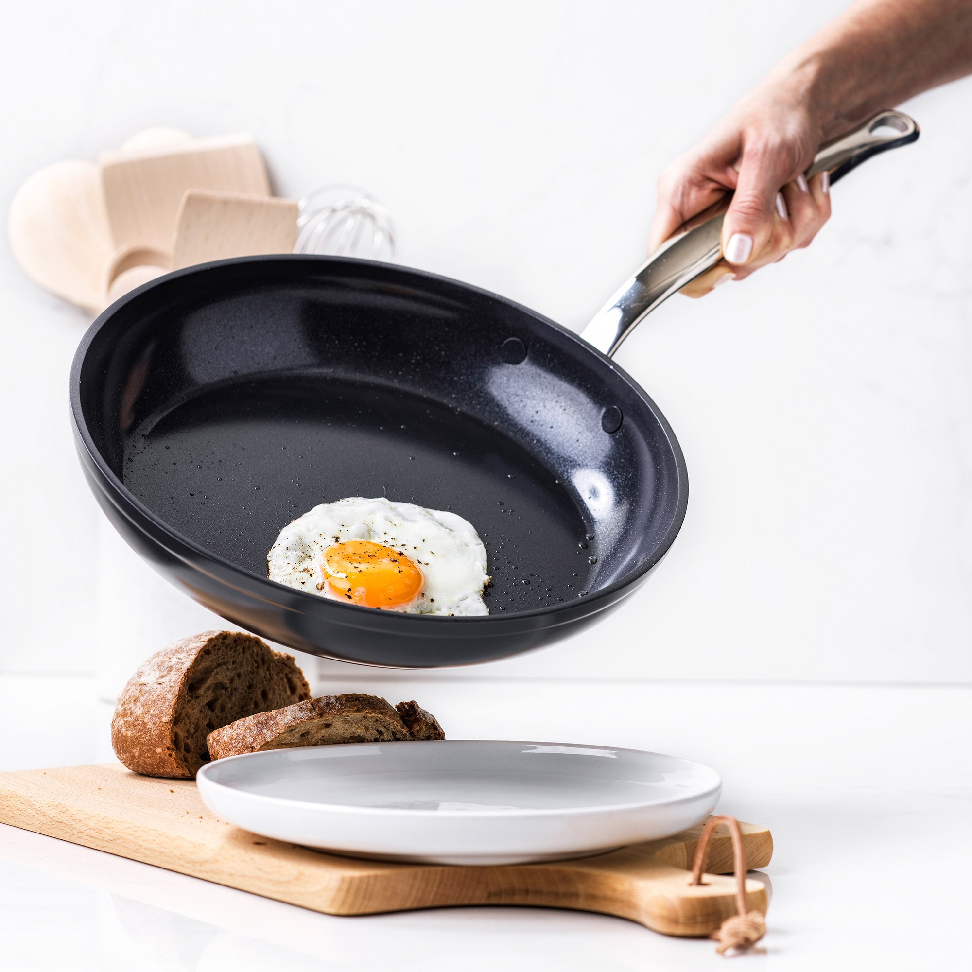 GreenPan™ Premiere Hard Anodized Ceramic Nonstick Fry Pan