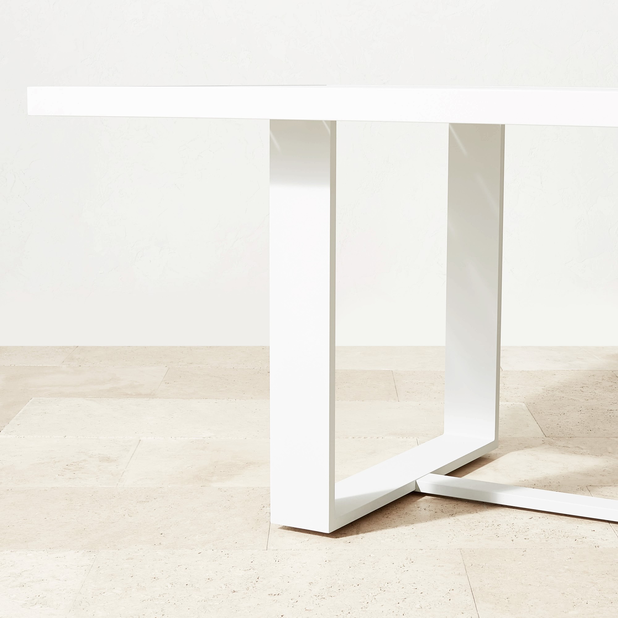 Santa Barbara White Metal Dining Table & Dining Chairs (84-124)