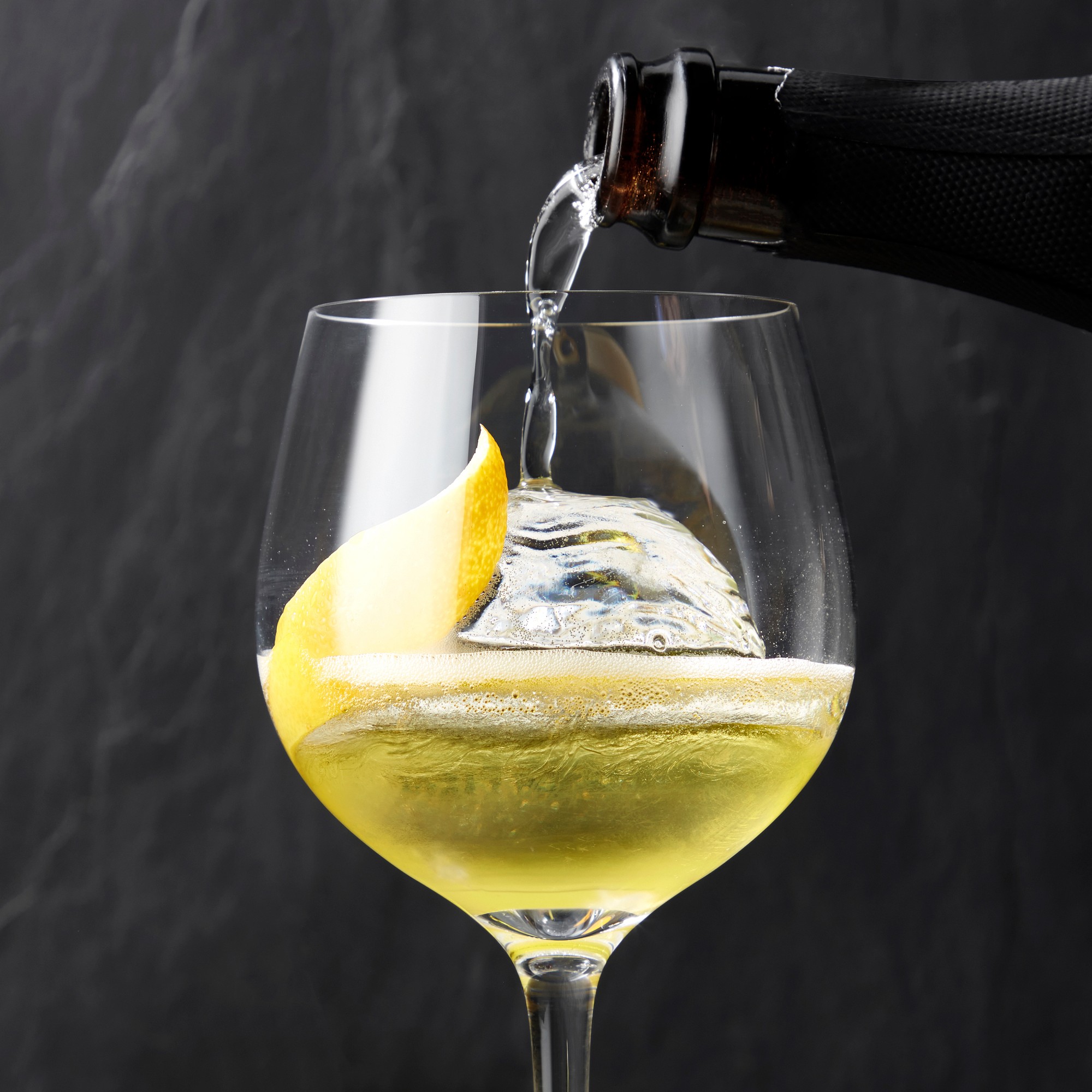 Williams Sonoma Reserve Chardonnay Wine Glasses