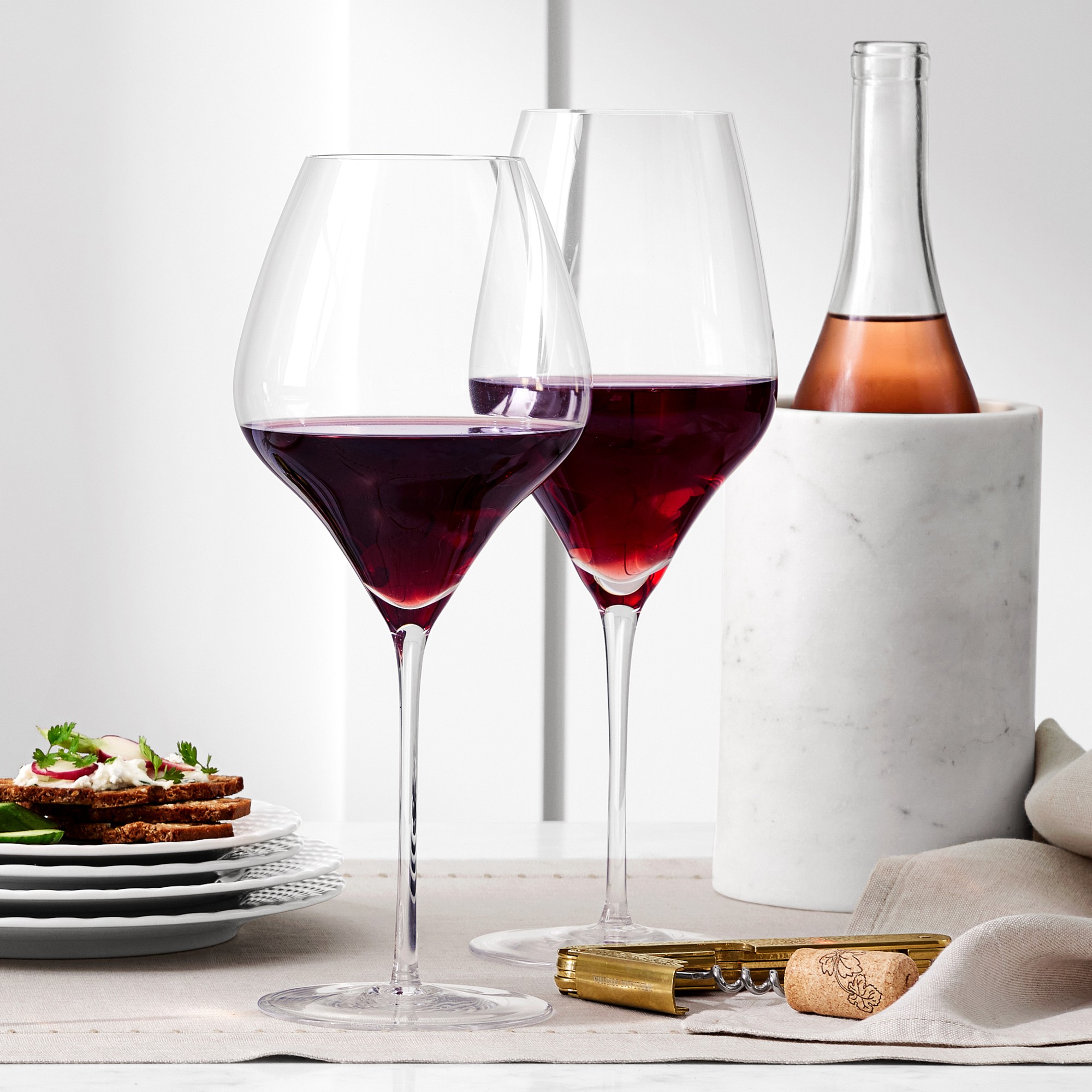 Williams Sonoma Chateau Cabernet Glasses, Set of 2