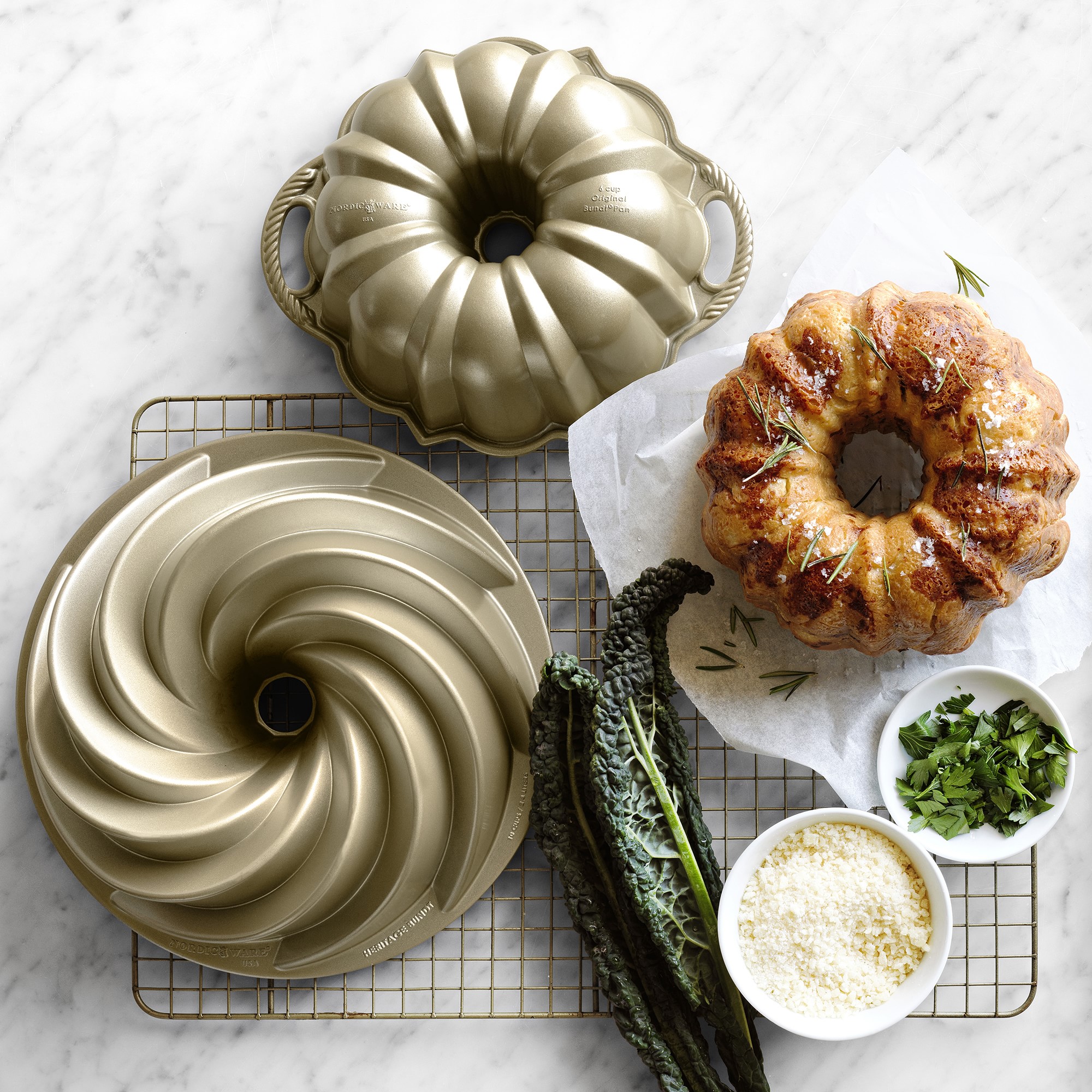 Nordic Ware Nonstick Cast Aluminum Swirl Bundt® Pan, 10-Cup