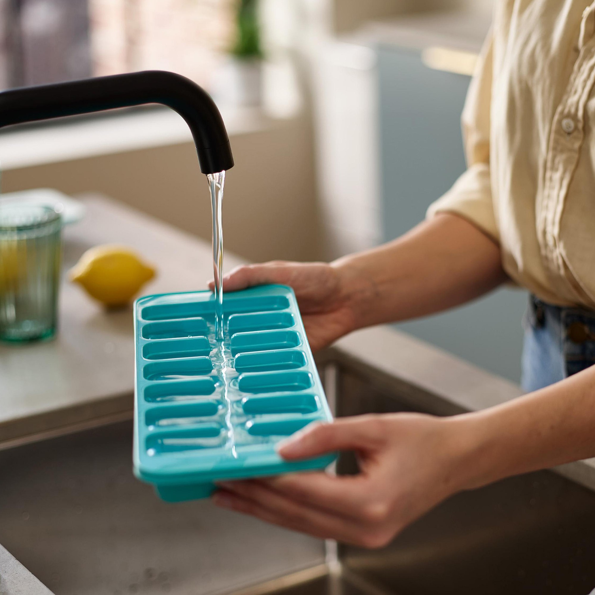 Joseph Joseph Flow Easy-fill Ice-cube Tray, Set of 2