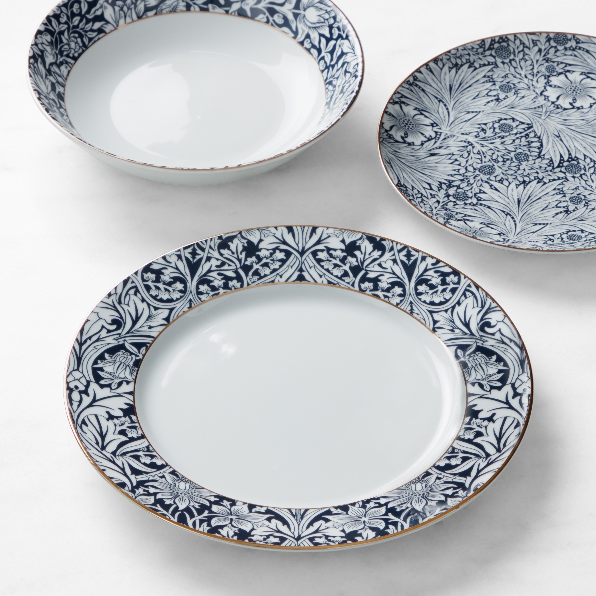 Morris & Co. x Williams Sonoma Bluebell 12-Piece Dinnerware Set
