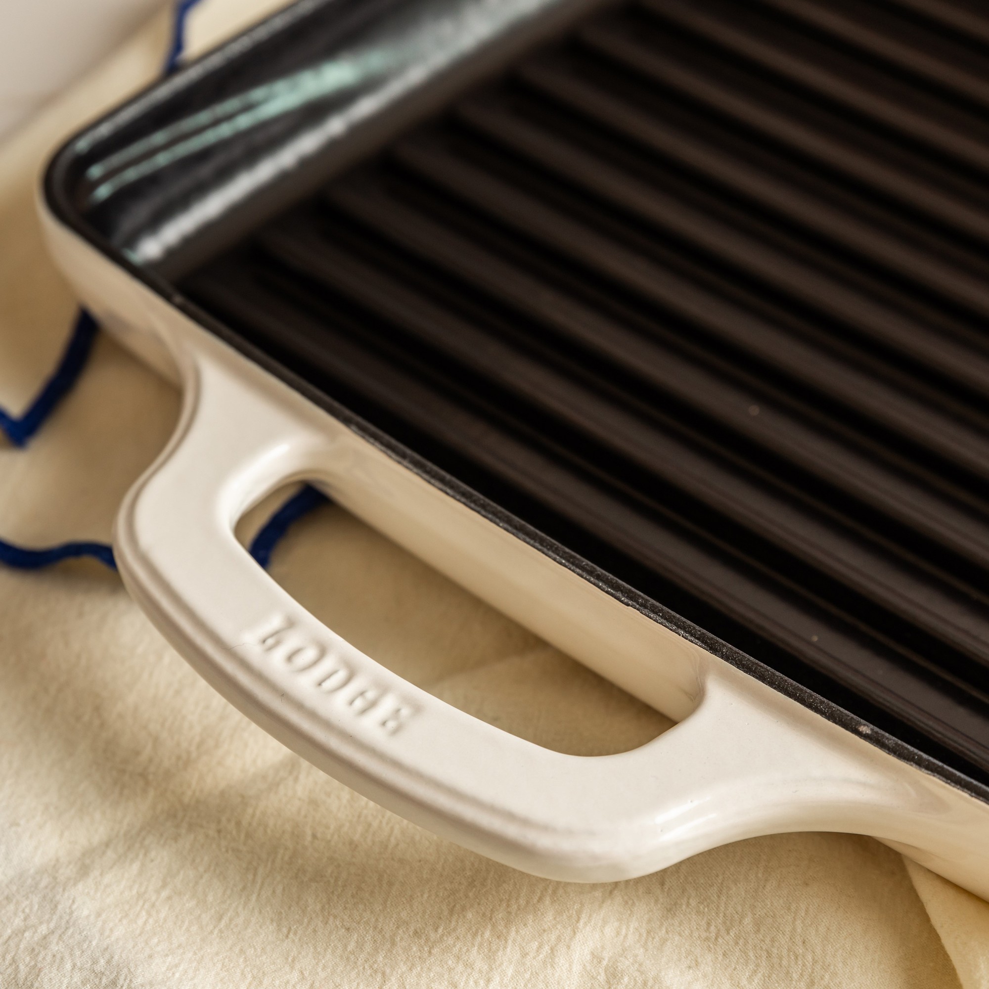 Lodge USA Enameled Cast Iron Grill Pan, 11