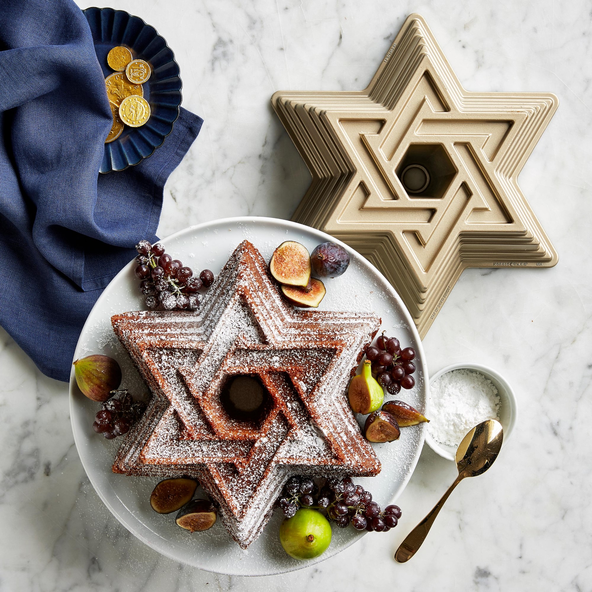 Nordic Ware Nonstick Cast Aluminum Star of David Bundt® Cake Pan