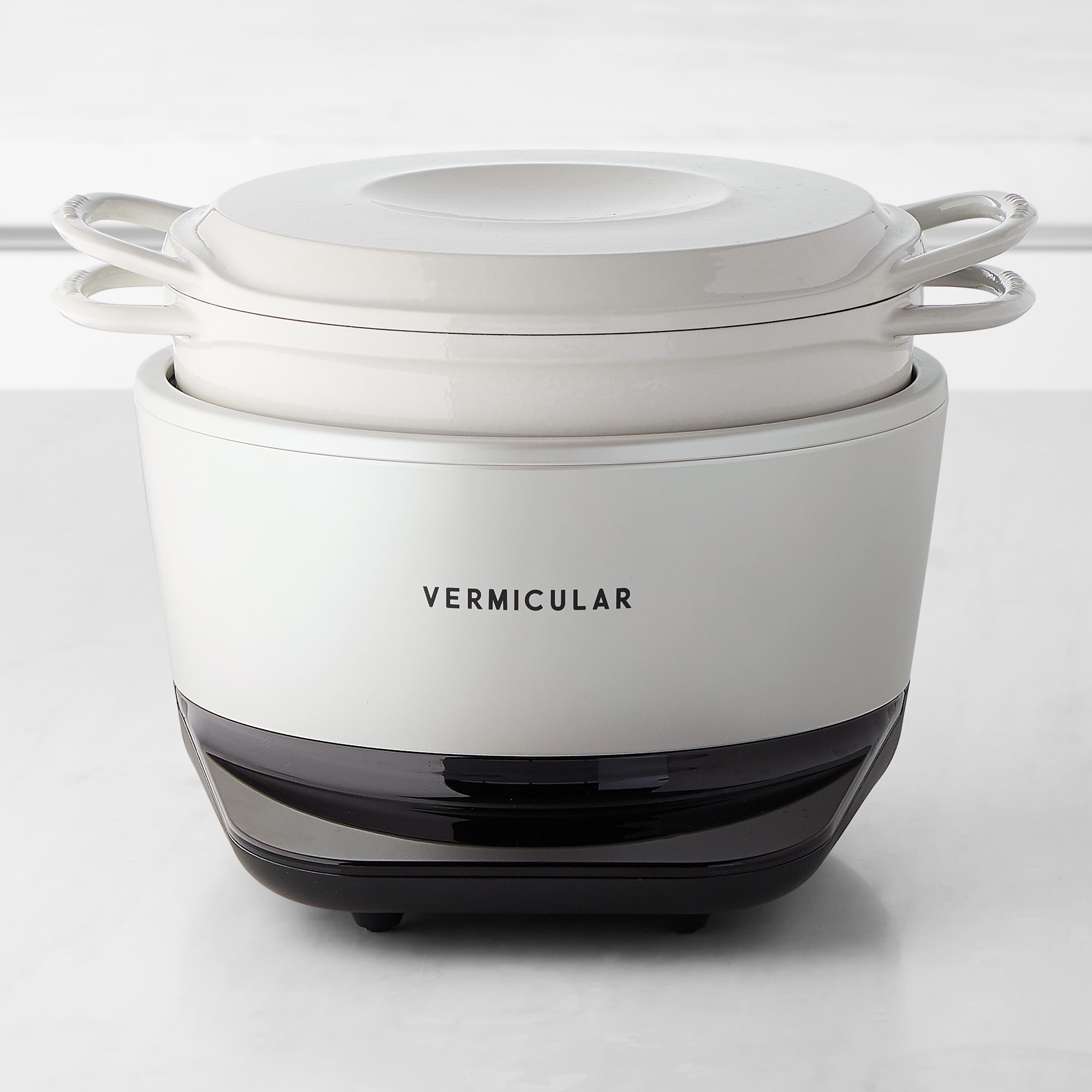 Vermicular Musui-Kamado Cast Iron Induction Cooker, 4-Qt.